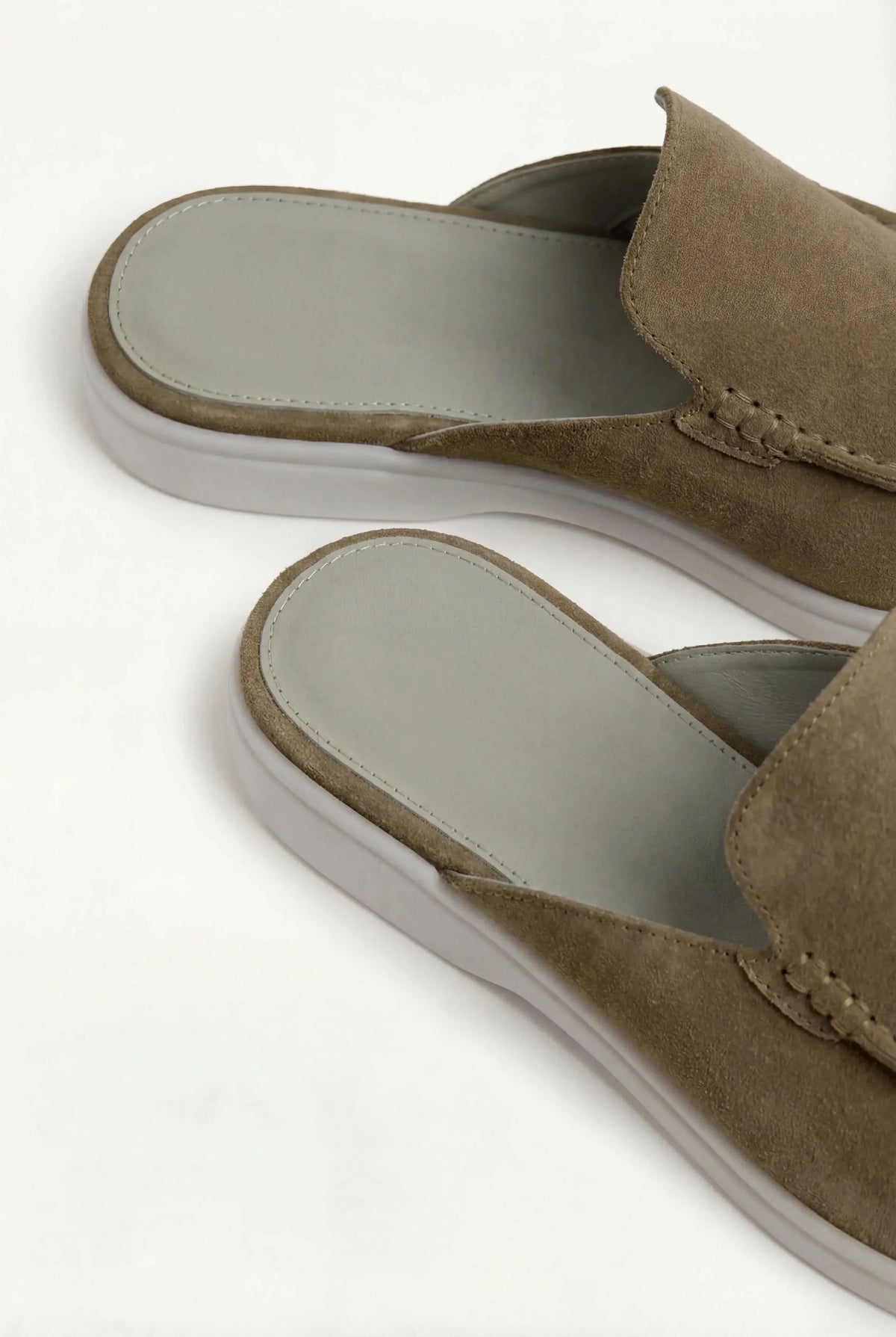 Olive Suède Mocasines